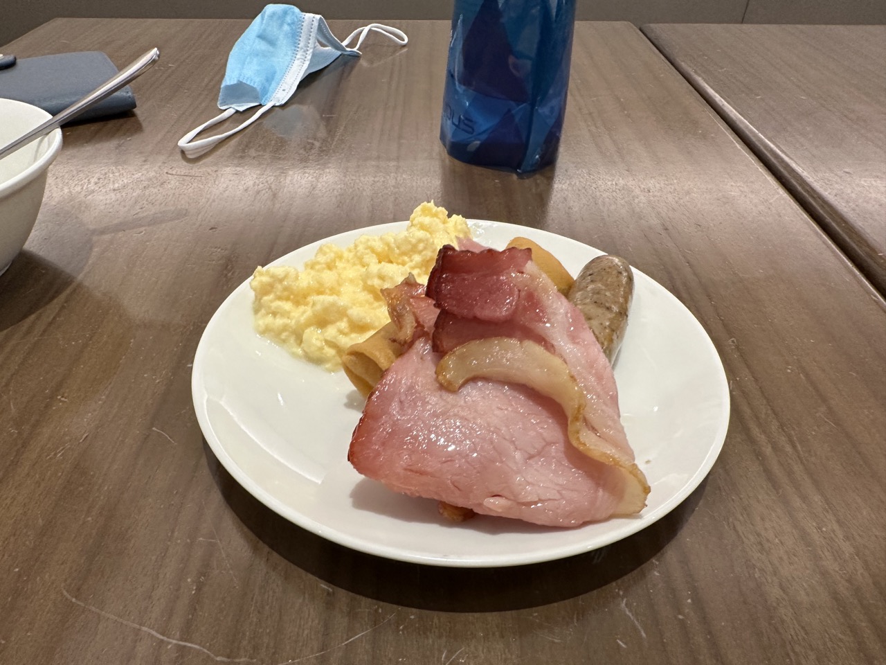 I was able to get hot breakfast foods in the Centurion Lounge, but the food was just okay