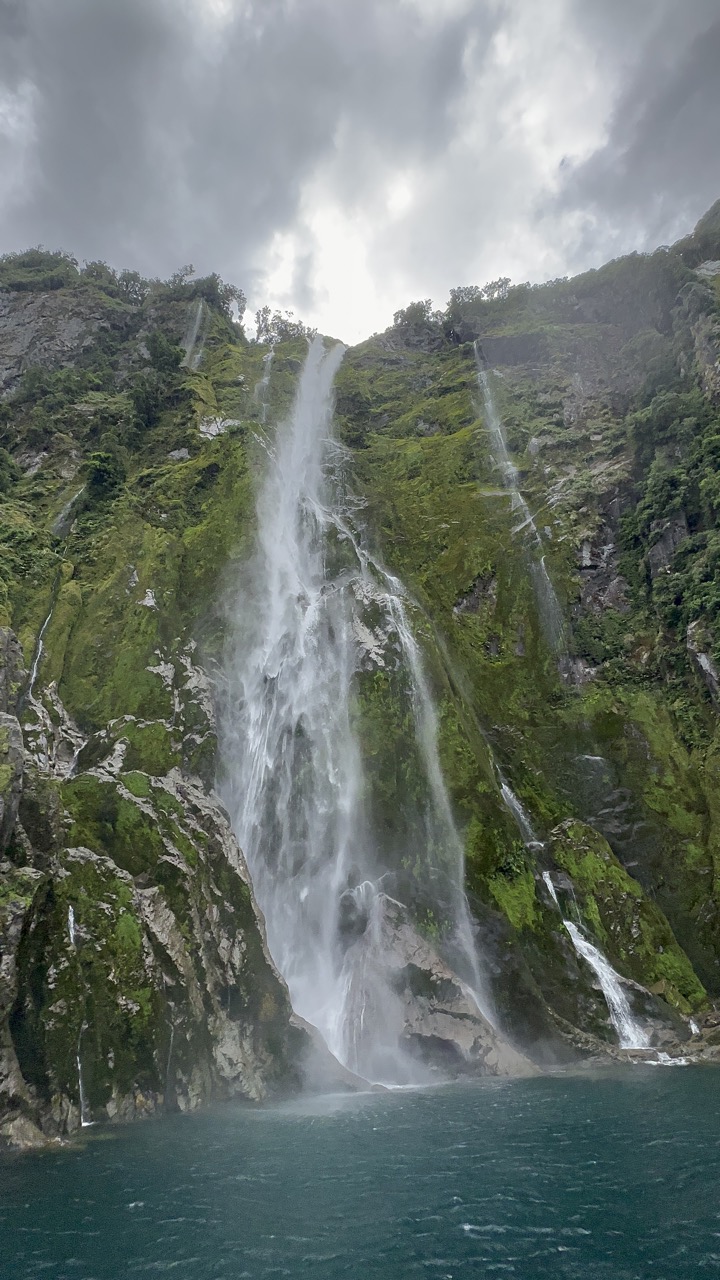 We drove right up to Stirling Falls at the Hanging Valley