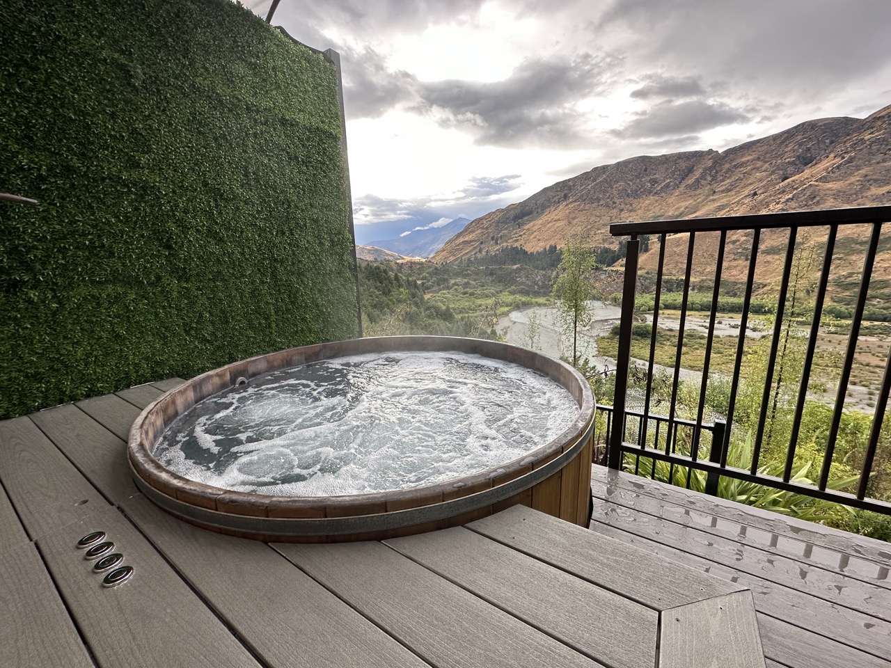 Outdoor tub at Onsen in Queenstown