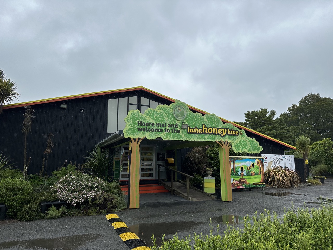 A roadside attraction near Huka Falls is the Huka Honey Hive