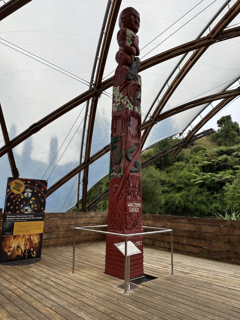 Totem outside the Waitomo Caves Entrance