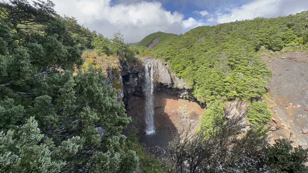 Mangawhero Falls, a scene in Lord of the Rings was filmed here