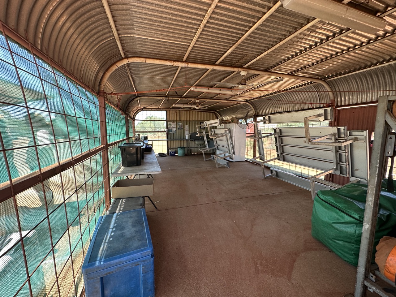 We reached our camp ground at Ayers Rock Resort, and helped unload a few things before we went to the airport to pick more people up