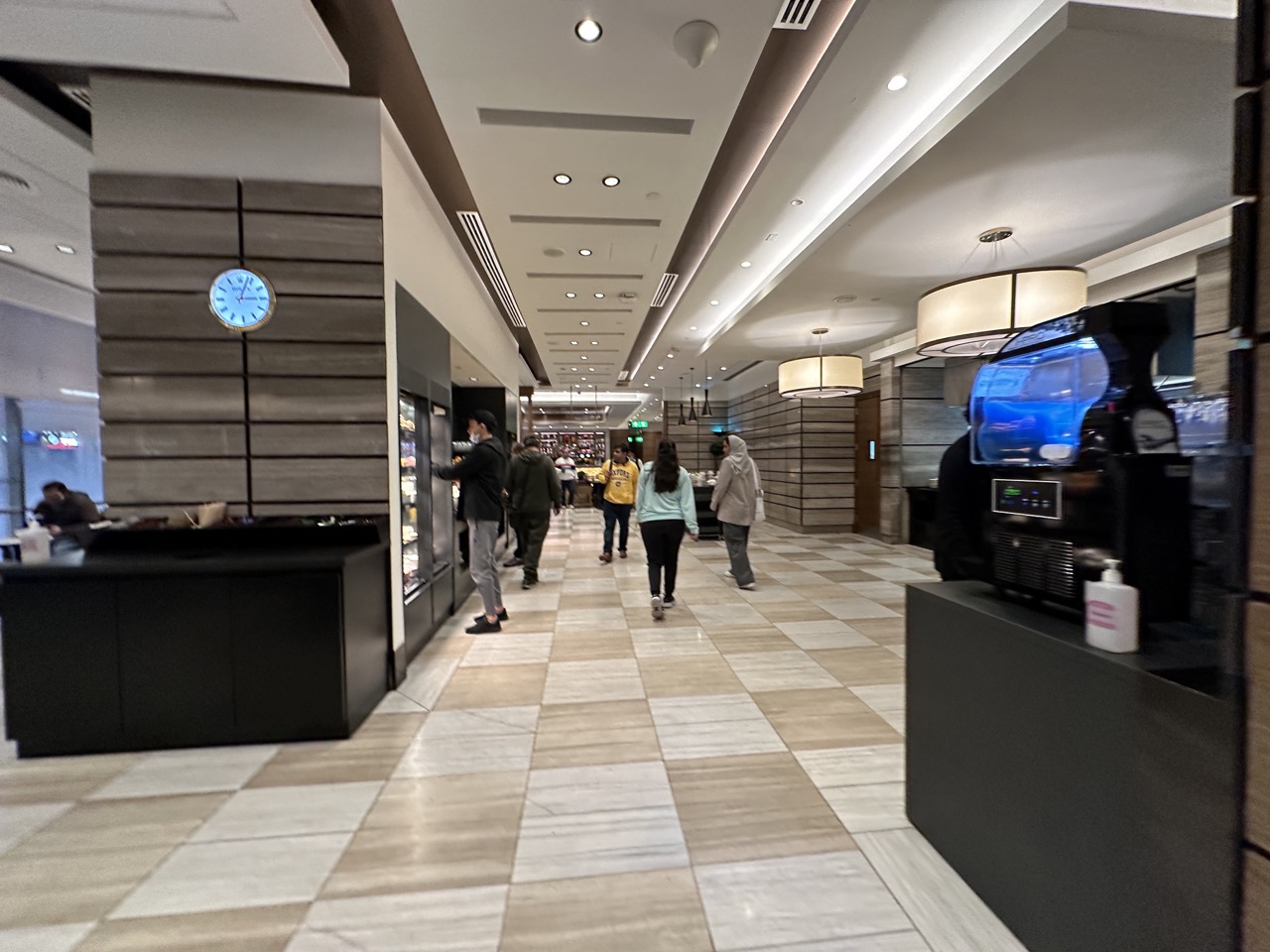 Entrance to the DIH Lounge in DXB Terminal 1, Concourse D